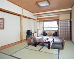 ゆっくりとくつろげる客室