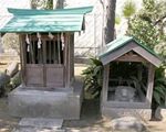 水や川、舟に関するものが祀ってあります。