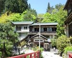 積善館　佳松亭・山荘