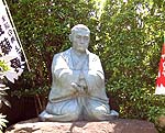 西光寺　近藤勇の座像
