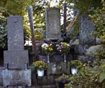 近藤勇の墓。竜源寺は近藤家の菩提寺です。
